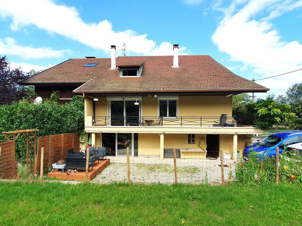 Maison de village BRENTHONNE 457000€ BOUCHER IMMOBILIER Maison de village BRENTHONNE 457000€ BOUCHER IMMOBILIER